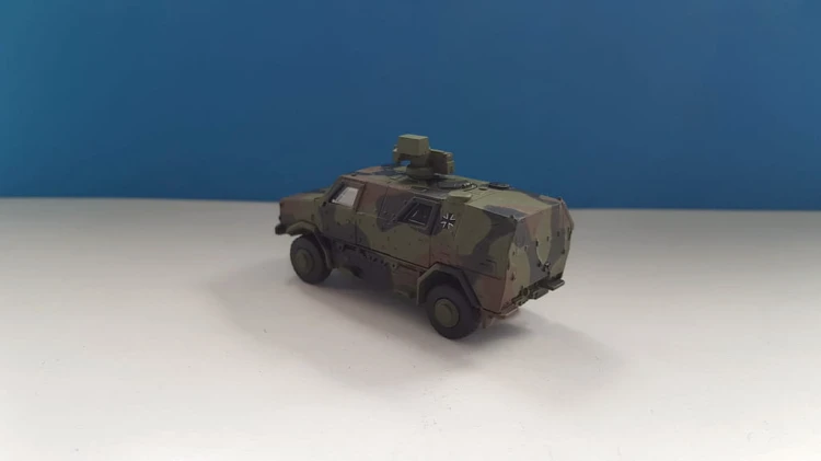 746151 b.jpg