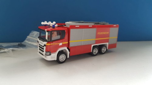 094375 b.jpg