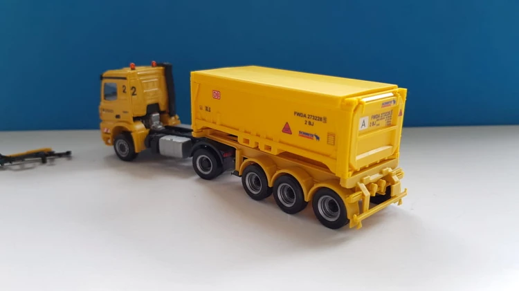 310352bb.jpg