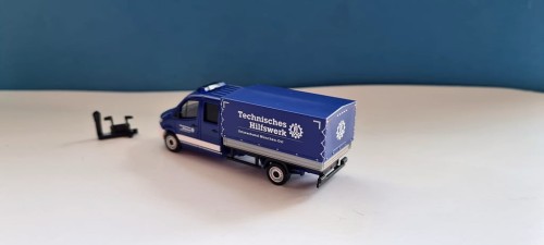 095525 bb.jpg