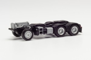 Herpa 085335 Podwozia Mercedes Actros/Arocs 6x4 z podłączeniem do HDS 2 szt.  KIT