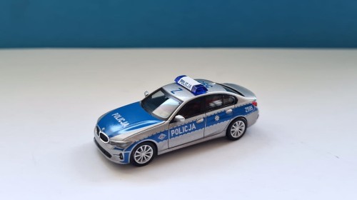 945455 bb.jpg