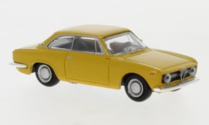 Brekina 29751 Alfa Romeo Giulia Sprint GT dark yellow  