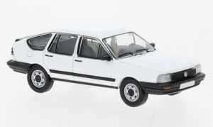 PCX870408 VW Passat B2 white 