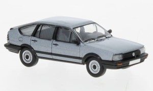PCX870411 VW Passat B2 grey metallic  