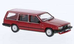 PCX870666 Volvo 740 Kombi red