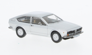 PCX870425 Alfa Romeo Alfetta GT silver