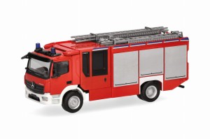 Herpa 098632 Mercedes-Benz Atego 13 Z-Cab Feuerwehr