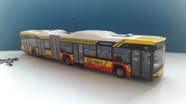 73122b.jpg