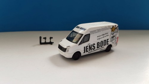 093682 b.jpg