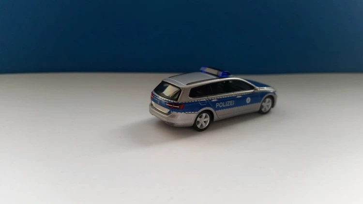 929943bb.jpg