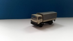 Brekina 34801 DAF F900 grey